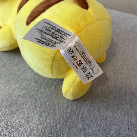 NWT Limited Edition Pokémon Halloween Pikachu Plush with Witch Hat 9" 2019 - Picture 7 of 11